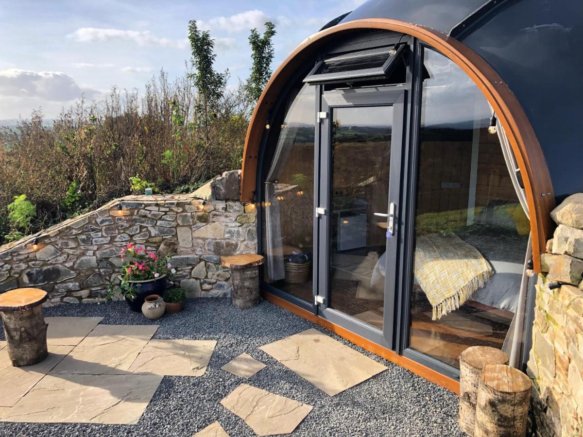 Hilltop Hideaway - Secluded Pod With Private Hot Tub Newry Extérieur photo