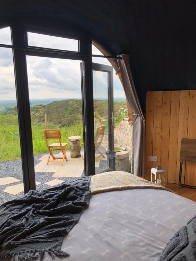 Hilltop Hideaway - Secluded Pod With Private Hot Tub Newry Extérieur photo